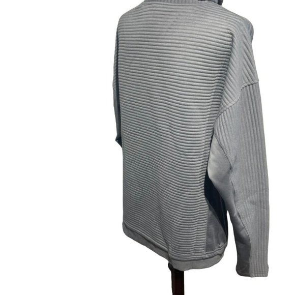 Tahari Sport Turtleneck Pullover | Grey | Size: Medium - Picture 2 of 15
